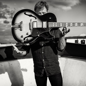 Onder de naald: Easier