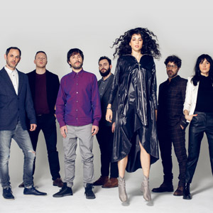 Comeback van Oi Va Voi