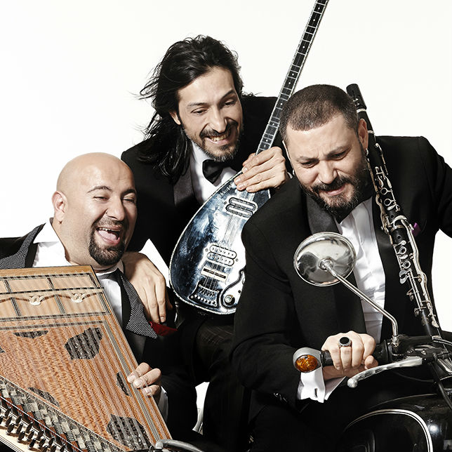 Toverkunst van het Taksim Trio